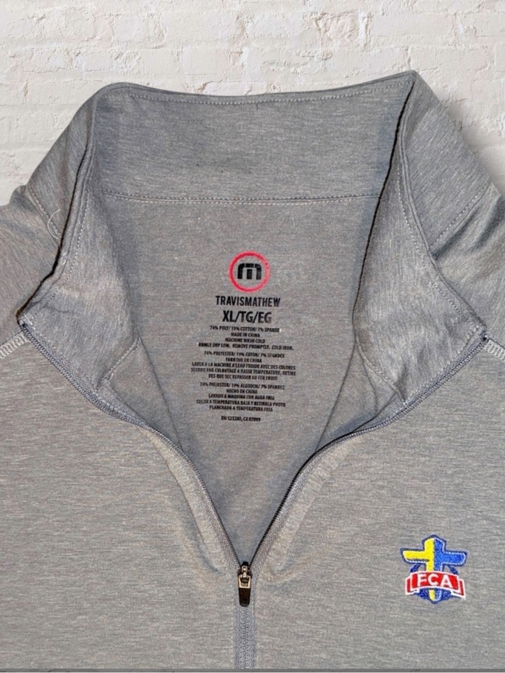 TravisMathew 1/4 Zip Gray Heather Men’s XL FCA Fellowship of Christian Athletes